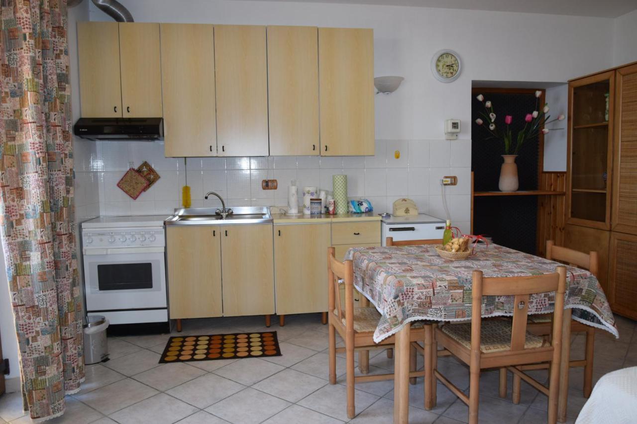 Casa Galoppa Apartment Trevi Ngoại thất bức ảnh