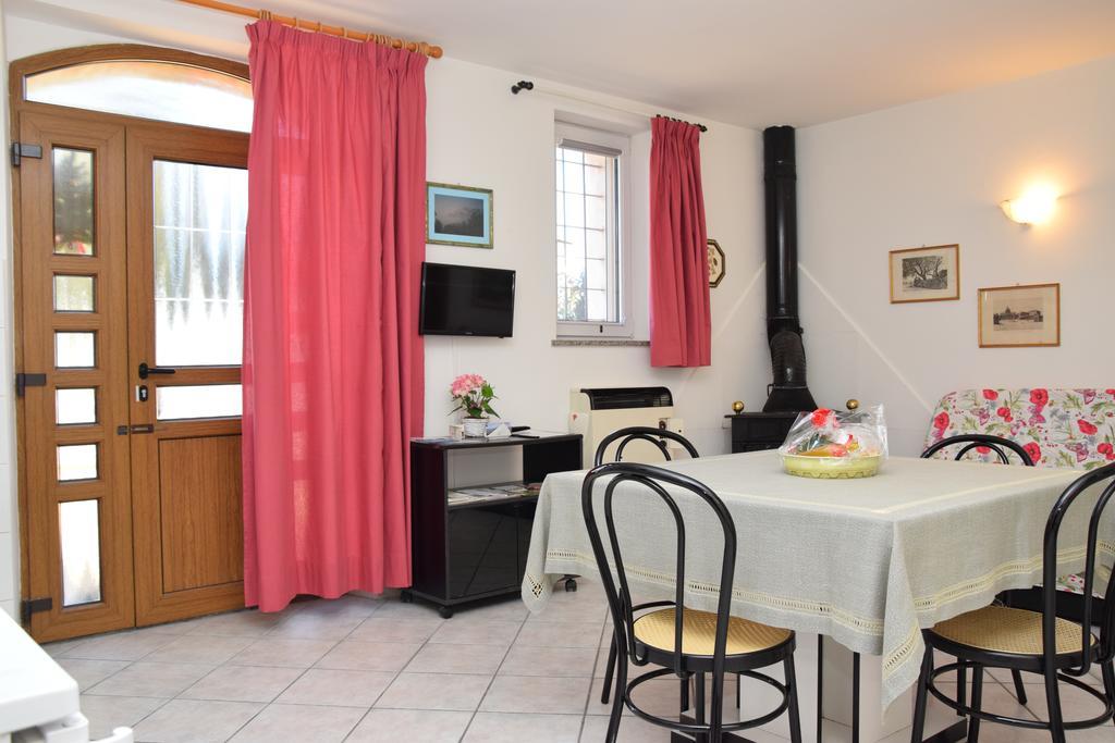 Casa Galoppa Apartment Trevi Ngoại thất bức ảnh